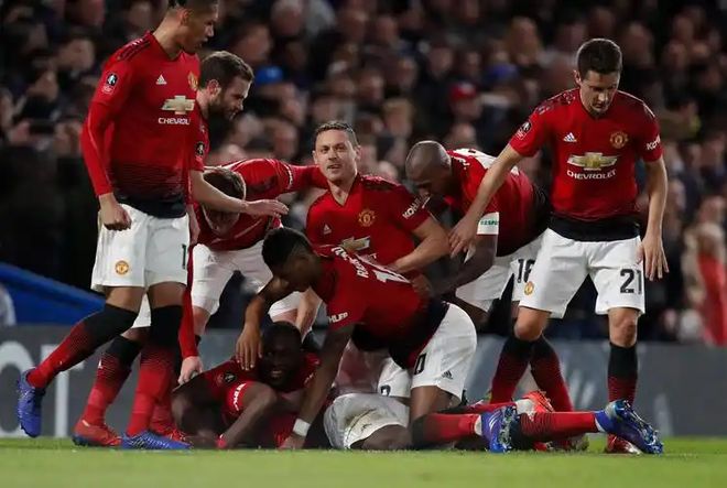 曼联主场战胜布伦特福德，继续保持不败纪录的简单介绍