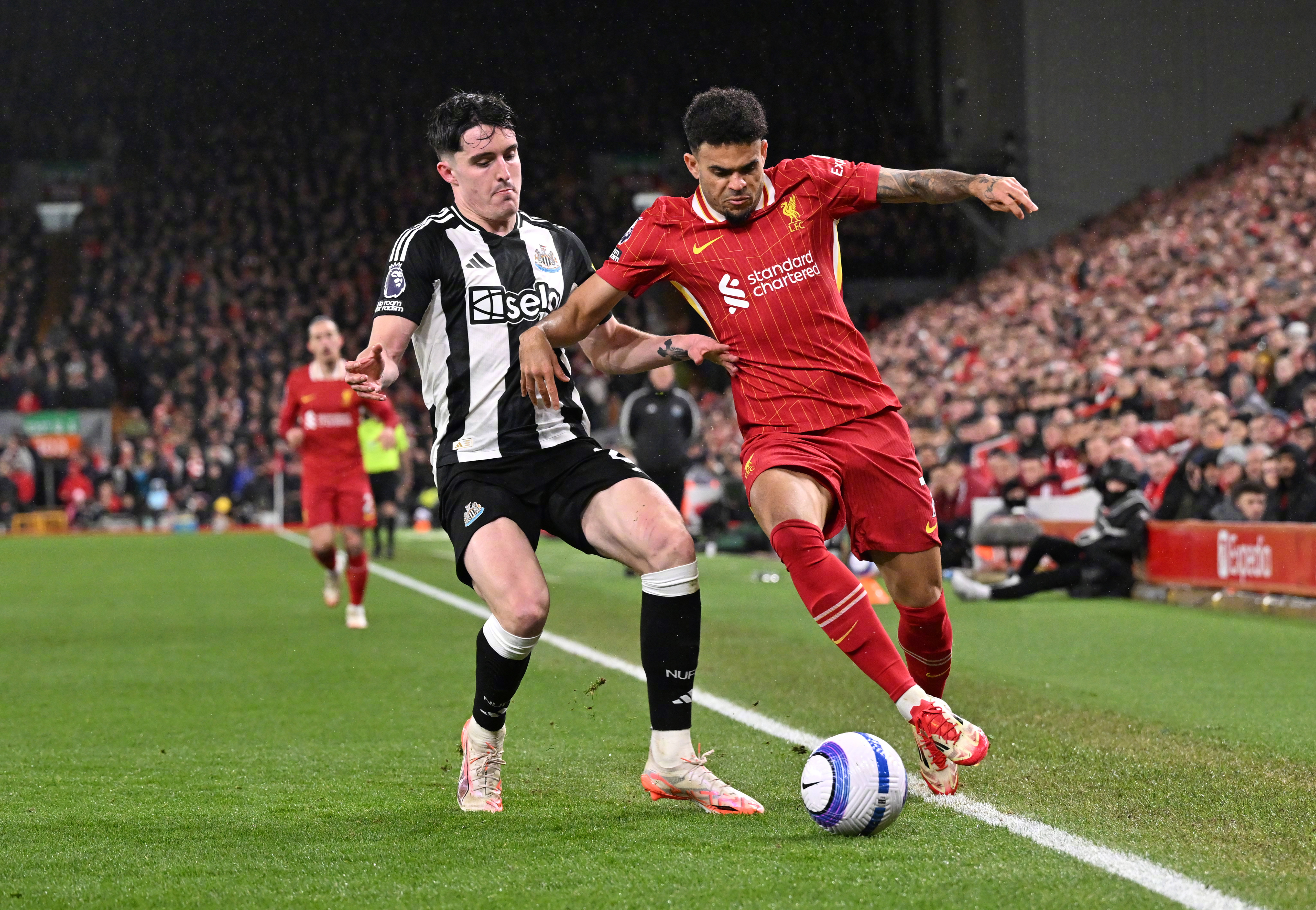 利物浦横扫巴萨，若日尼奥关键制胜的简单介绍