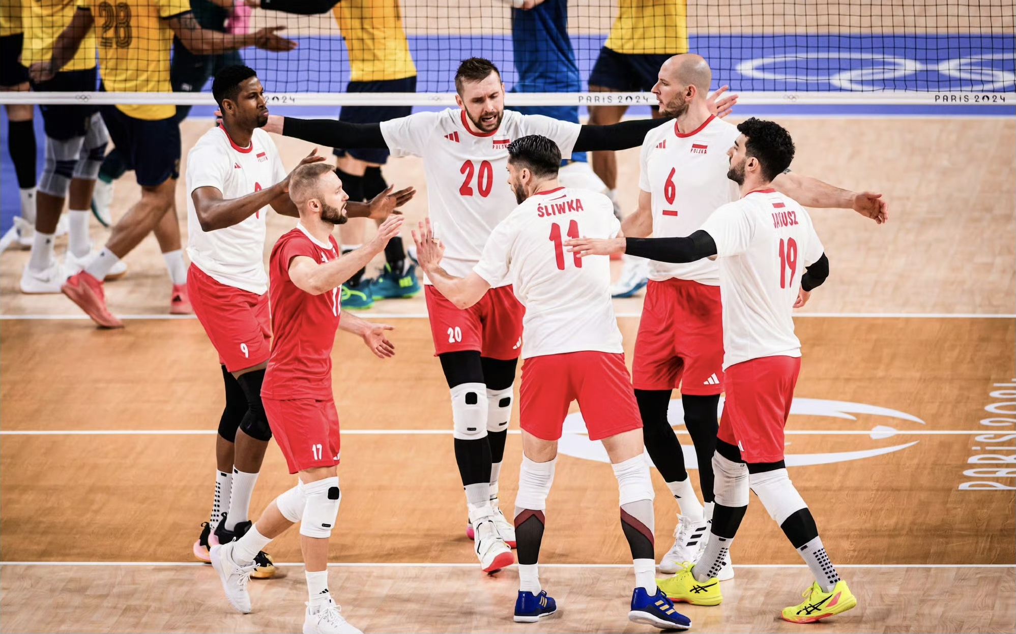 波兰国家队晋级下一轮，展现出色的表现的简单介绍