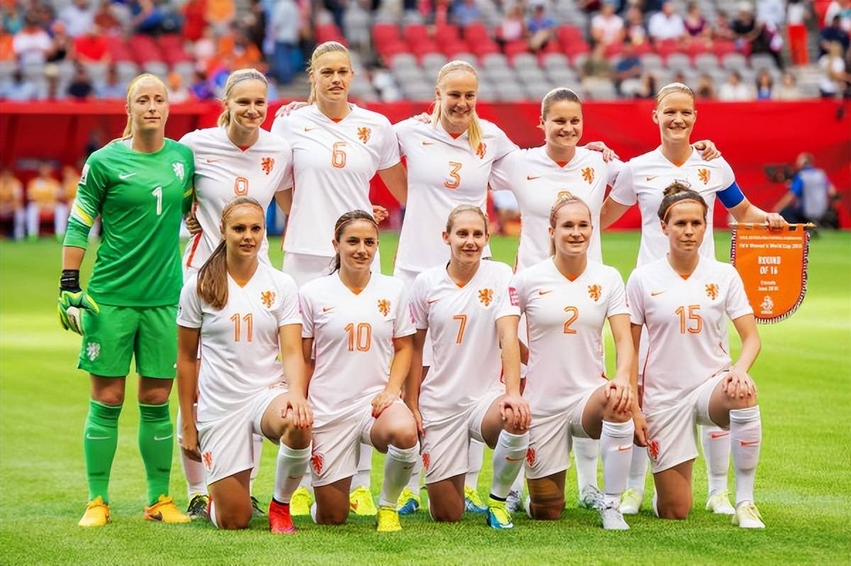 葡萄牙队翻盘瑞典队，林高远惊艳四座