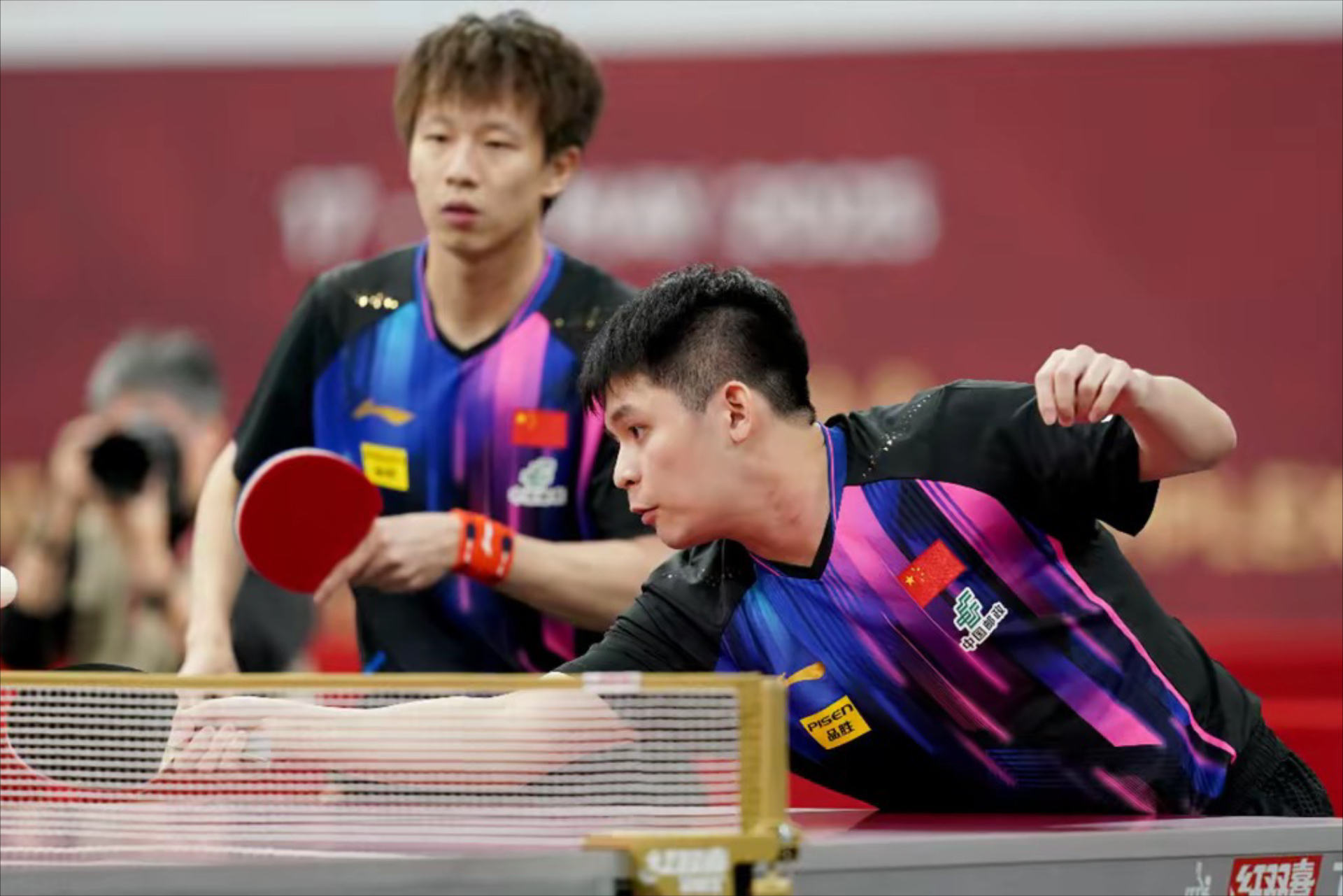 韩国队逆转日本队，林高远刷新纪录