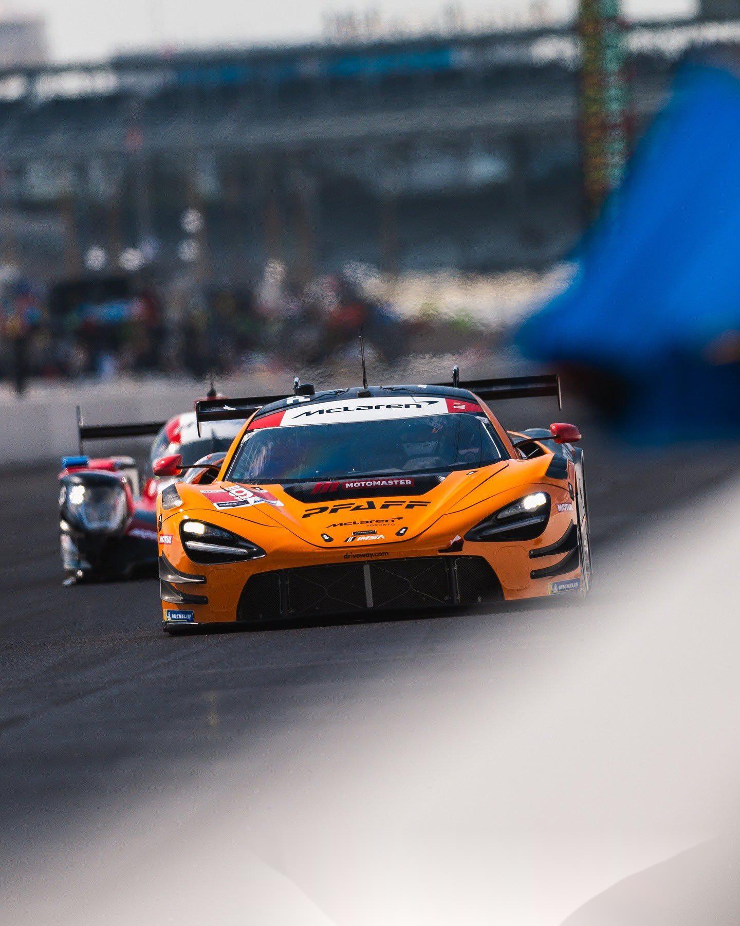 迈凯伦完胜雷诺车队,佩雷兹惊艳四座 迈凯伦完胜雷诺车队,佩雷兹惊艳四座