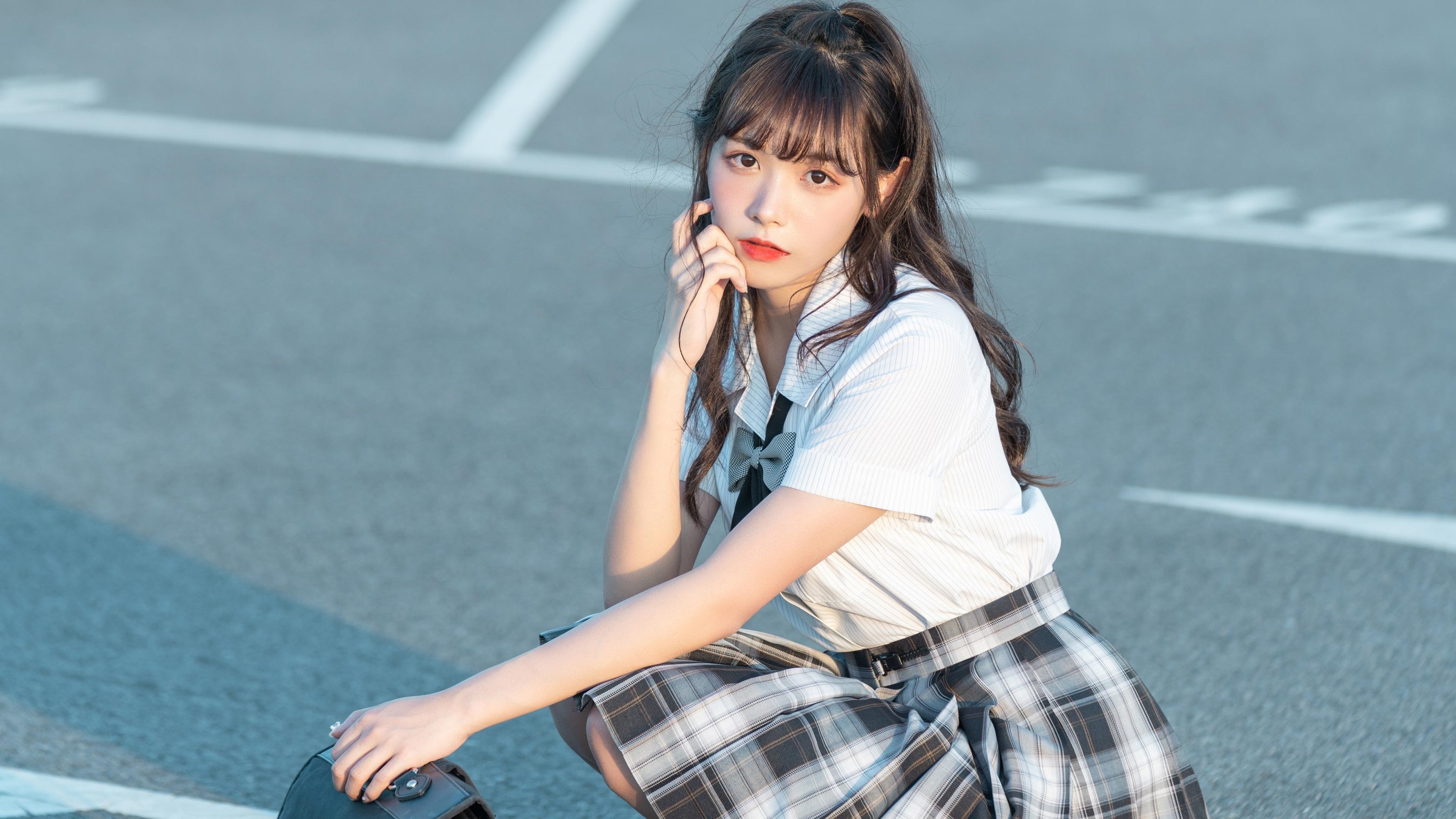 伯纳乌暗夜亮银枪，本泽马用一场碾压式表演，写下国家德比教科书