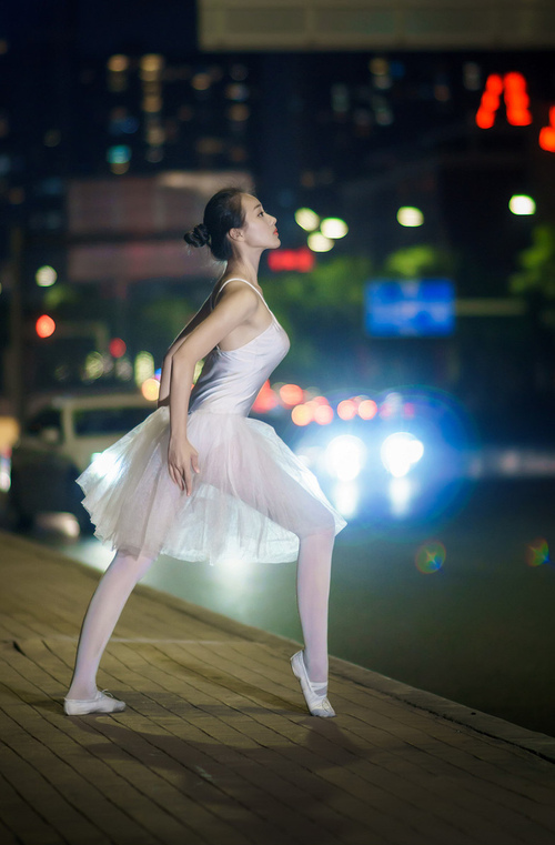 一剑封喉后的沉默，英格拉姆如何在牛马大战中完成自我救赎