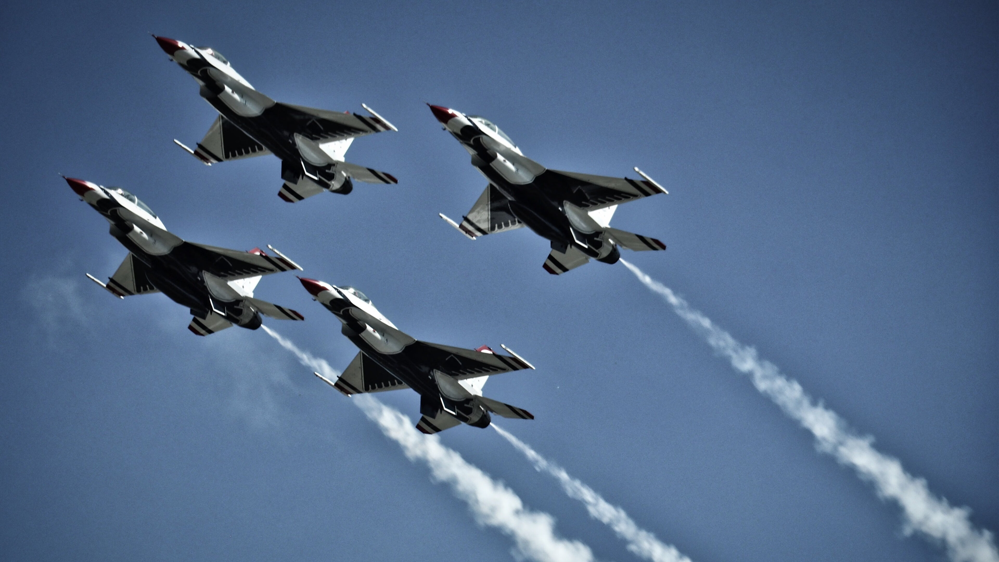 破魔之战,当北京铁骑碾过奥兰多迷雾,布克于重压下淬出星光